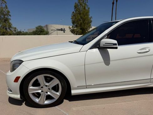 Used 2011 Mercedes-Benz C 300 Sedan image 17