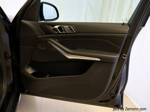 Used 2022 BMW X5 xDrive40i w/ Premium Package image 35