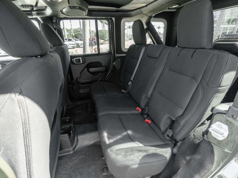 Used 2021 Jeep Wrangler Unlimited Sport image 35