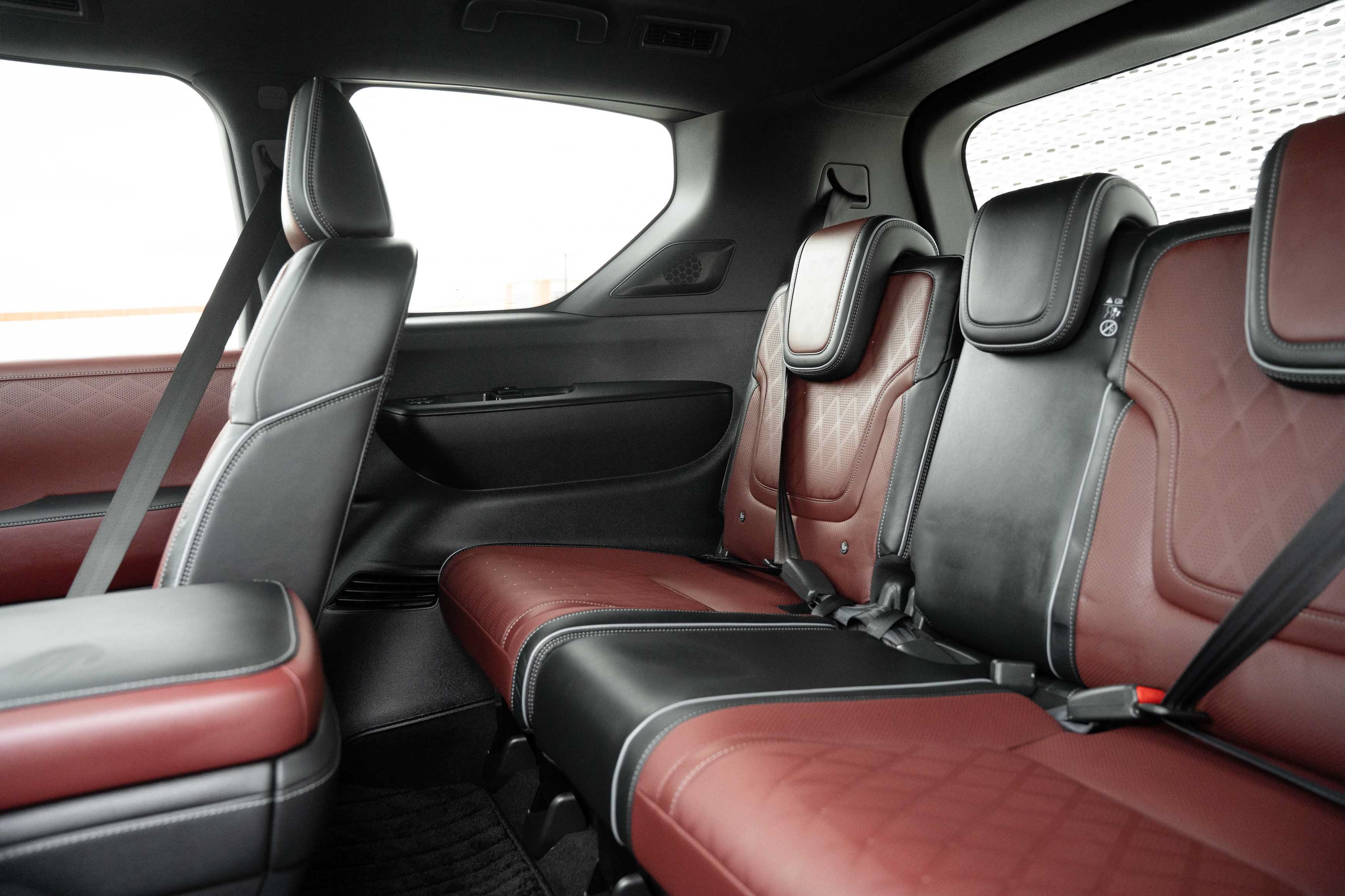 Used 2026 INFINITI QX80 Autograph w/ Premium Cargo Package AWD/4WD image 31