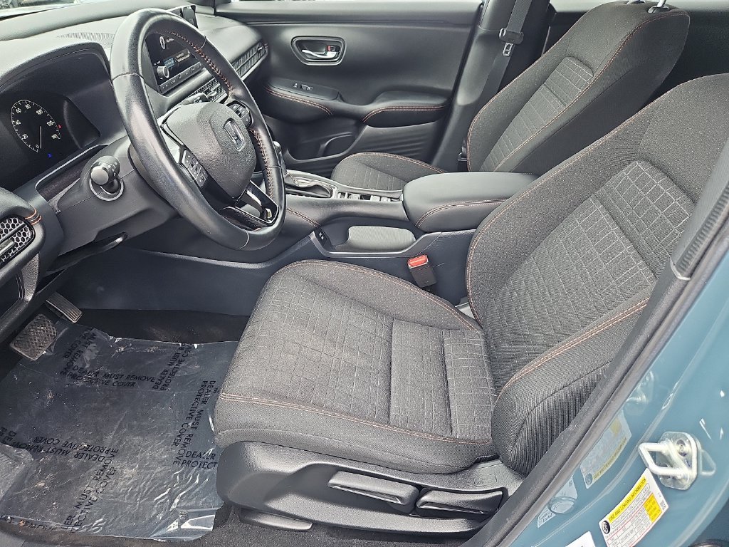 Used 2025 Honda HR-V Sport image 27