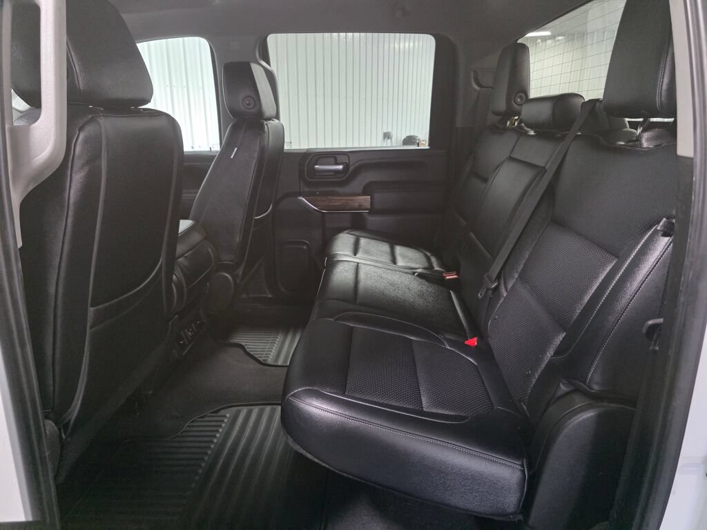 Used 2020 GMC Sierra 2500 SLE w/ SLE Value Package; AWD/4WD image 11