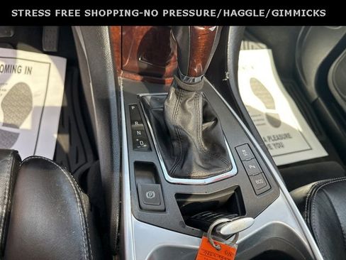 Used 2012 Cadillac SRX Premium image 21