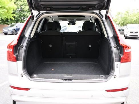 Certified 2025 Volvo XC60 B5 Plus AWD/4WD image 23