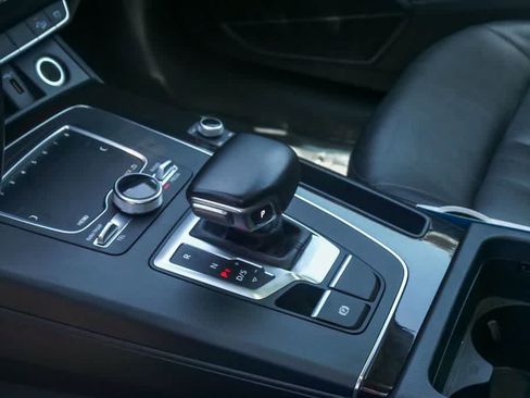 Used 2018 Audi Q5 2.0T Premium AWD/4WD image 20