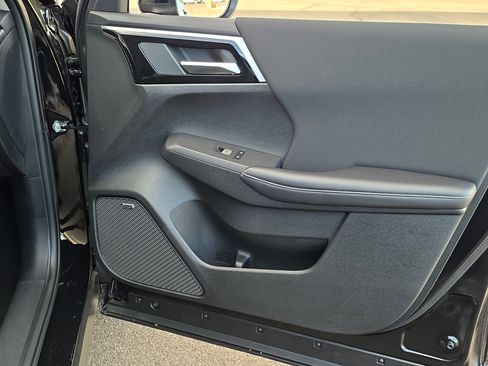 New 2026 Mitsubishi Outlander ES FWD image 30