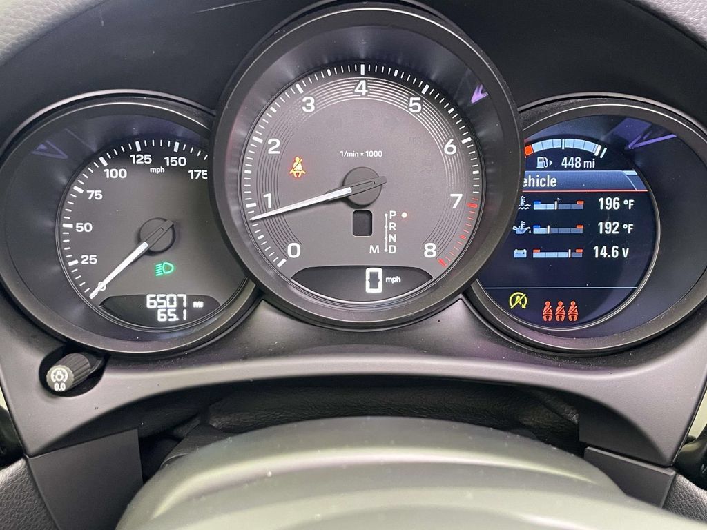 Certified 2026 Porsche Macan AWD/4WD image 46