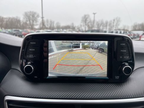 Used 2021 Hyundai Tucson SE w/ Cargo Package image 15