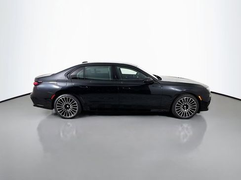 Used 2026 BMW 740i xDrive image 8