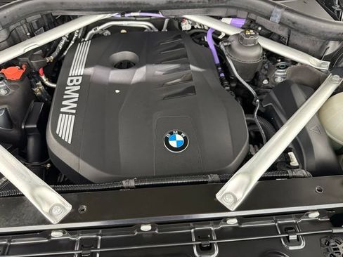 Used 2024 BMW X7 xDrive40i w/ Premium Package AWD/4WD image 48