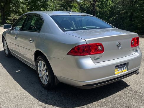 Used 2011 Buick Lucerne CXL FWD image 3
