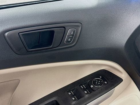 Used 2020 Ford EcoSport S image 18