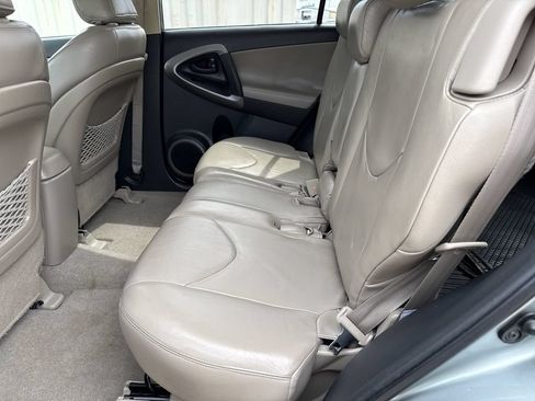 Used 2007 Toyota RAV4 Limited FWD image 23