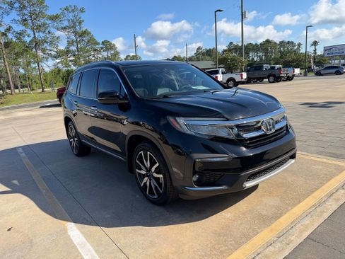 Used 2020 Honda Pilot Touring image 3