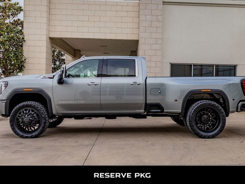 Used 2024 GMC Sierra 3500 Denali w/ Denali Reserve Package AWD/4WD image 6