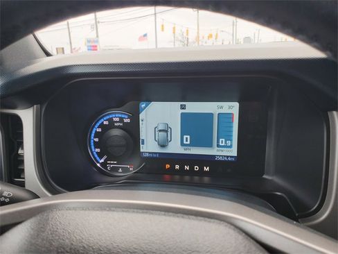 Used 2023 Ford Bronco Outer Banks image 15