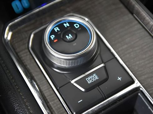 Used 2021 Ford Expedition Limited image 33