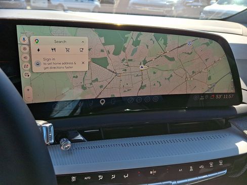 Used 2025 Cadillac Optiq Sport 1 image 17