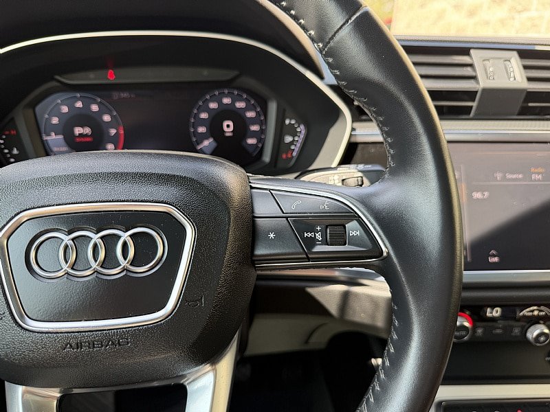 Used 2020 Audi Q3 2.0T Premium w/ Convenience Package AWD/4WD image 18
