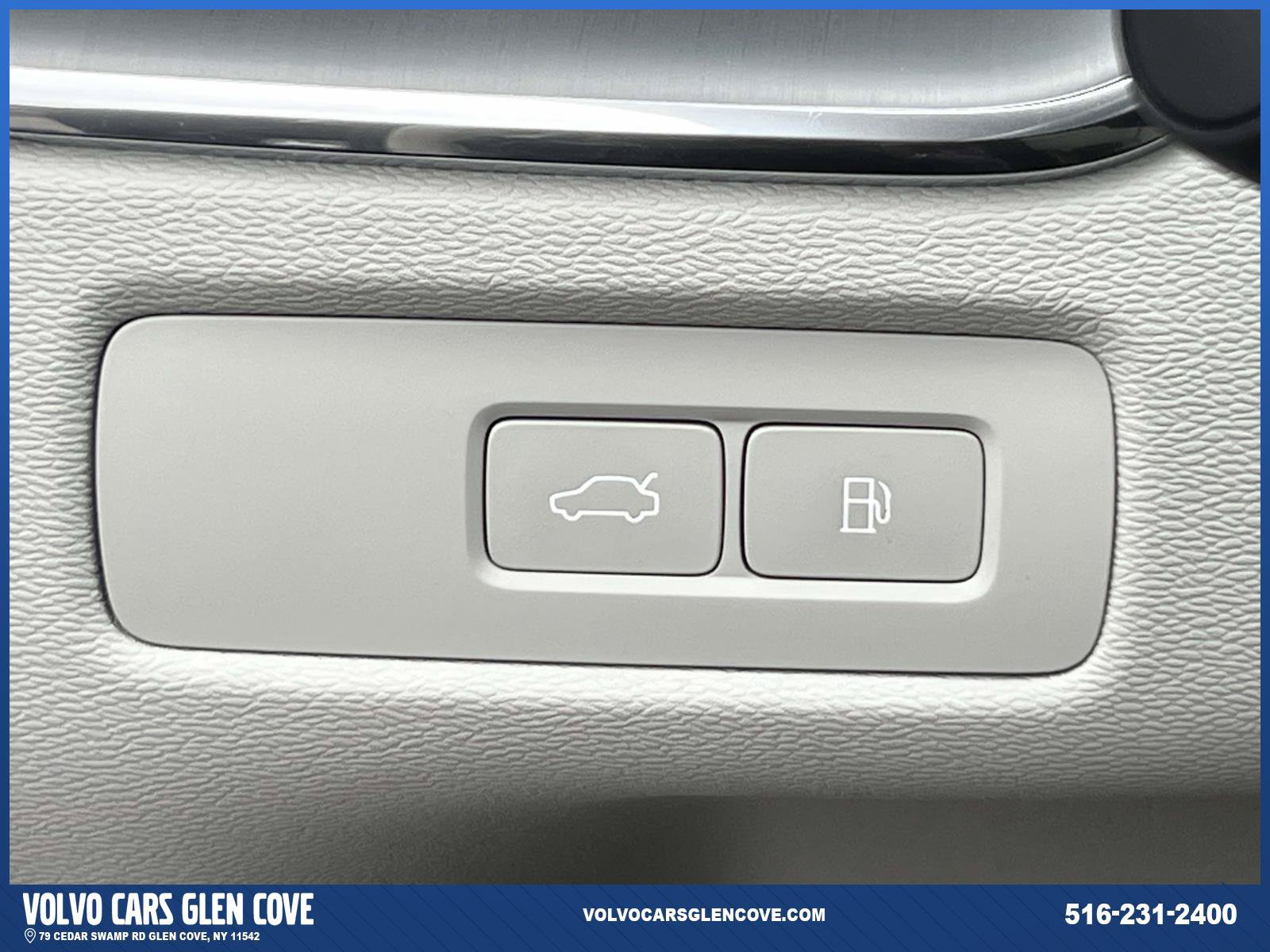 Used 2025 Volvo XC60 T8 Plus w/ Climate Package AWD/4WD image 21