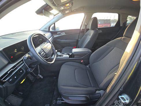 Used 2026 Kia Sportage LX FWD image 10