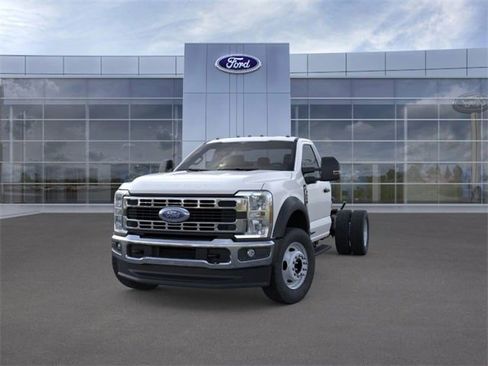 New 2026 Ford F550 4x4 Regular Cab Super Duty w/ XL Chrome Package image 31