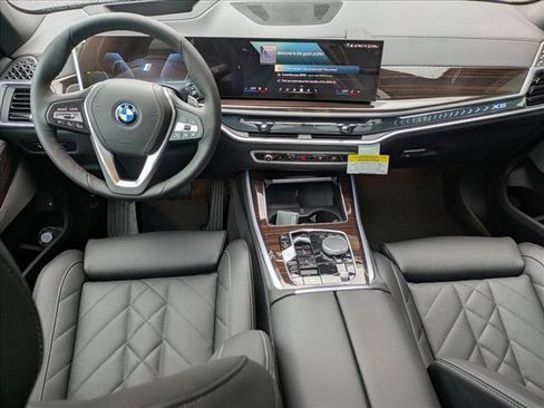New 2026 BMW X5 xDrive50e w/ Premium Package image 16