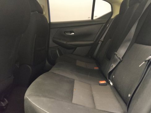 Used 2022 Nissan Sentra SV FWD image 18