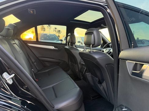 Used 2014 Mercedes-Benz C 250 Sedan image 24