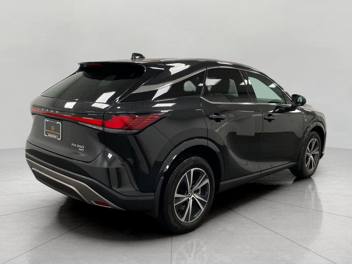 Used 2024 Lexus RX 350 Premium w/ Convenience Package AWD/4WD image 4
