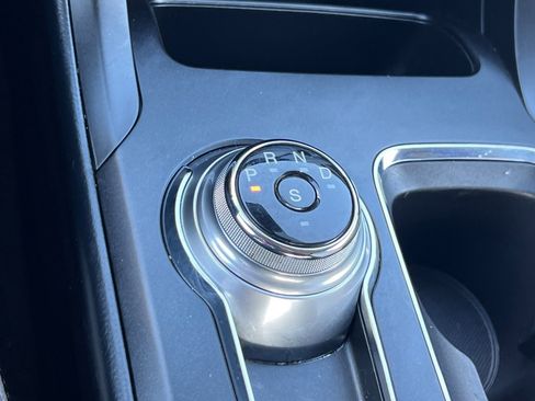 Certified 2019 Ford Fusion SE w/ Equipment Group 151A image 22