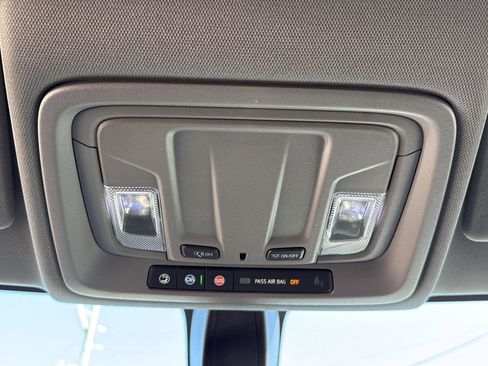 Used 2020 Chevrolet Silverado 1500 RST w/ Texas Edition image 21