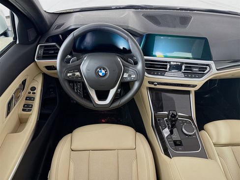 Certified 2022 BMW 330i Sedan w/ Driving Assistance Package image 23