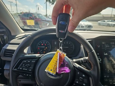 Used 2024 Subaru Crosstrek 2.5i Limited image 33