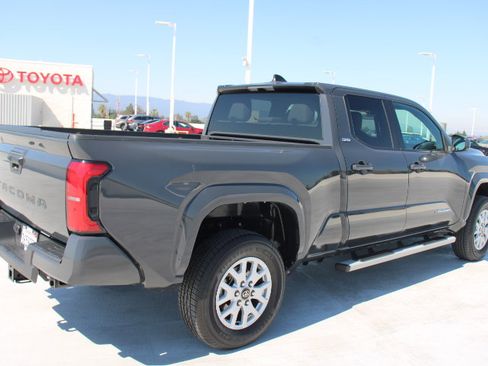 Certified 2024 Toyota Tacoma SR5 image 3