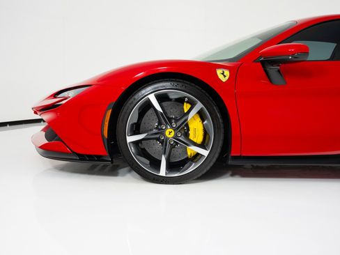 Used 2023 Ferrari SF90 Stradale image 9