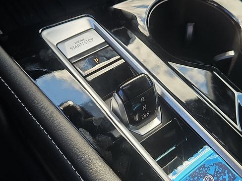 New 2026 Volkswagen Atlas Cross Sport SEL image 19