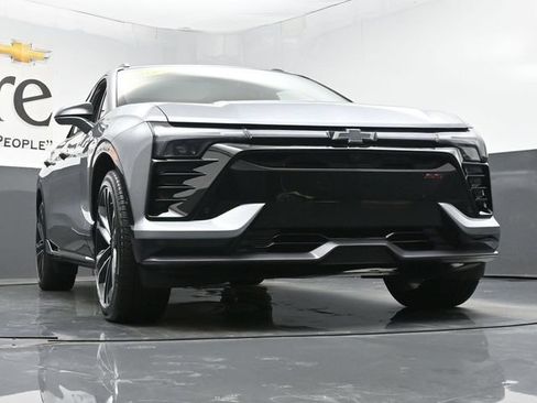 Used 2025 Chevrolet Blazer EV SS AWD/4WD image 3