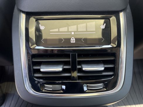 Certified 2024 Volvo XC90 T8 Plus w/ Protection Package AWD/4WD image 23