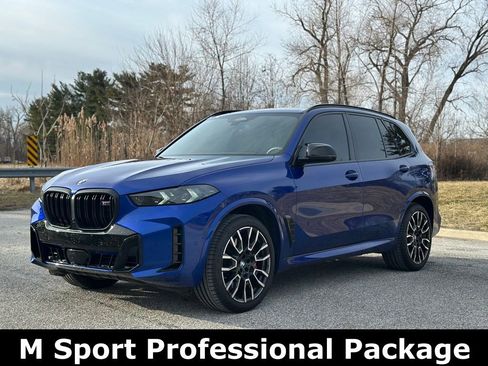 Used 2025 BMW X5 M60i w/ Executive Package image 3