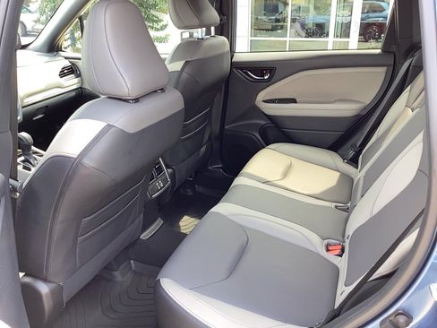 Used 2025 Subaru Forester Limited w/ Popular Package #2 AWD/4WD image 6