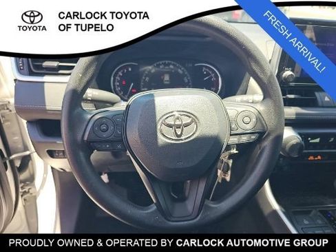 Used 2024 Toyota RAV4 LE FWD image 8