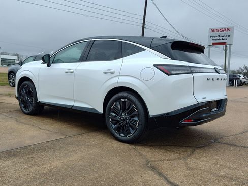 New 2026 Nissan Murano Platinum image 3