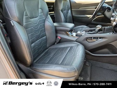 Used 2022 Kia Telluride SX w/ SX Prestige Package AWD/4WD image 28