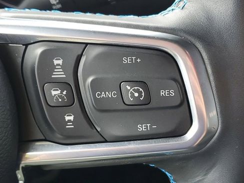 Used 2023 Jeep Wrangler Unlimited Rubicon 4xe w/ Steel Bumper Group AWD/4WD image 11