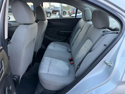 Used 2018 Chevrolet Sonic LS image 15