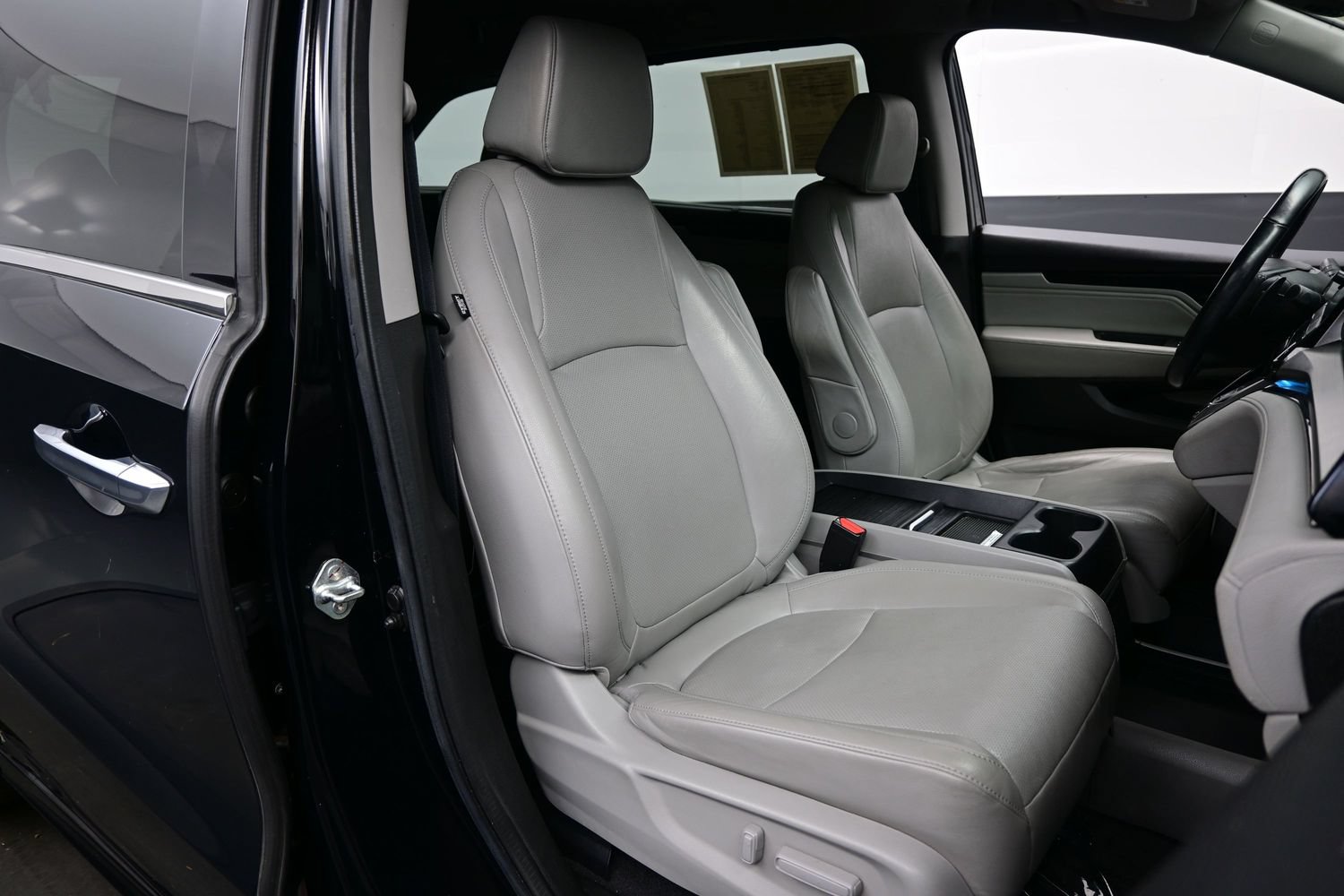 Used 2019 Honda Odyssey Elite image 14