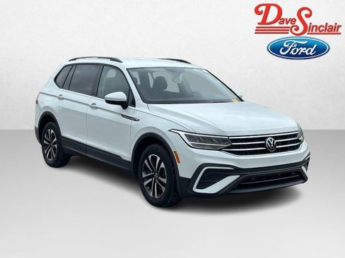 Used 2023 Volkswagen Tiguan S FWD image 4