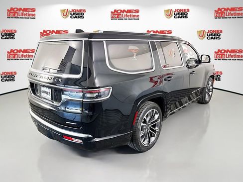 Used 2022 Jeep Grand Wagoneer Series III w/ Rear Seat Video Group 1 AWD/4WD image 20