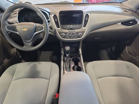 Used 2022 Chevrolet Malibu LS FWD image 29